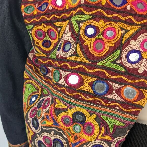 Embroidered Multicolor Blazer - Picture 4 of 6